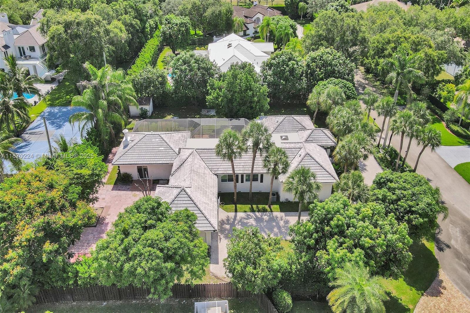 SHEAR GROVES - Residential