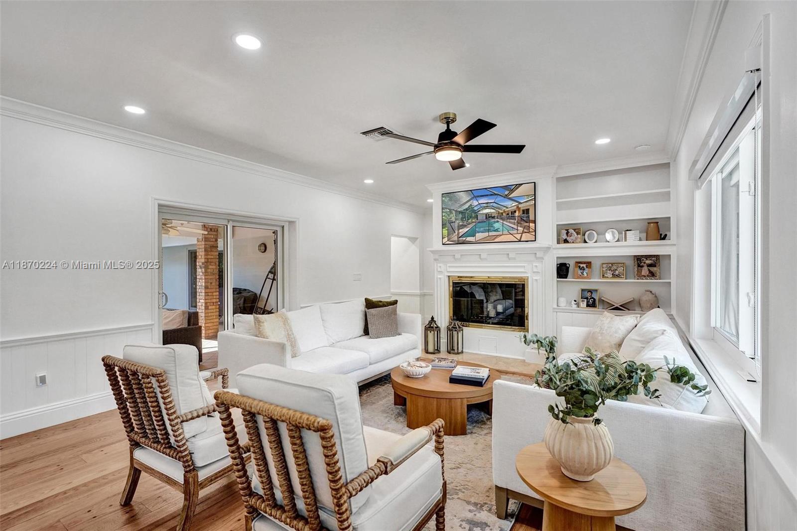 SHEAR GROVES - Residential