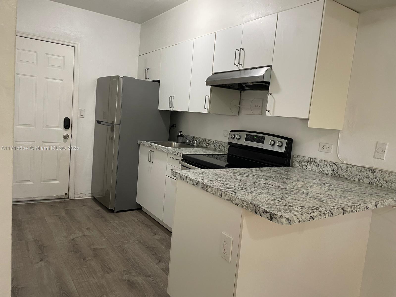 MIAMI SHORES SEC 3 - Residential Income