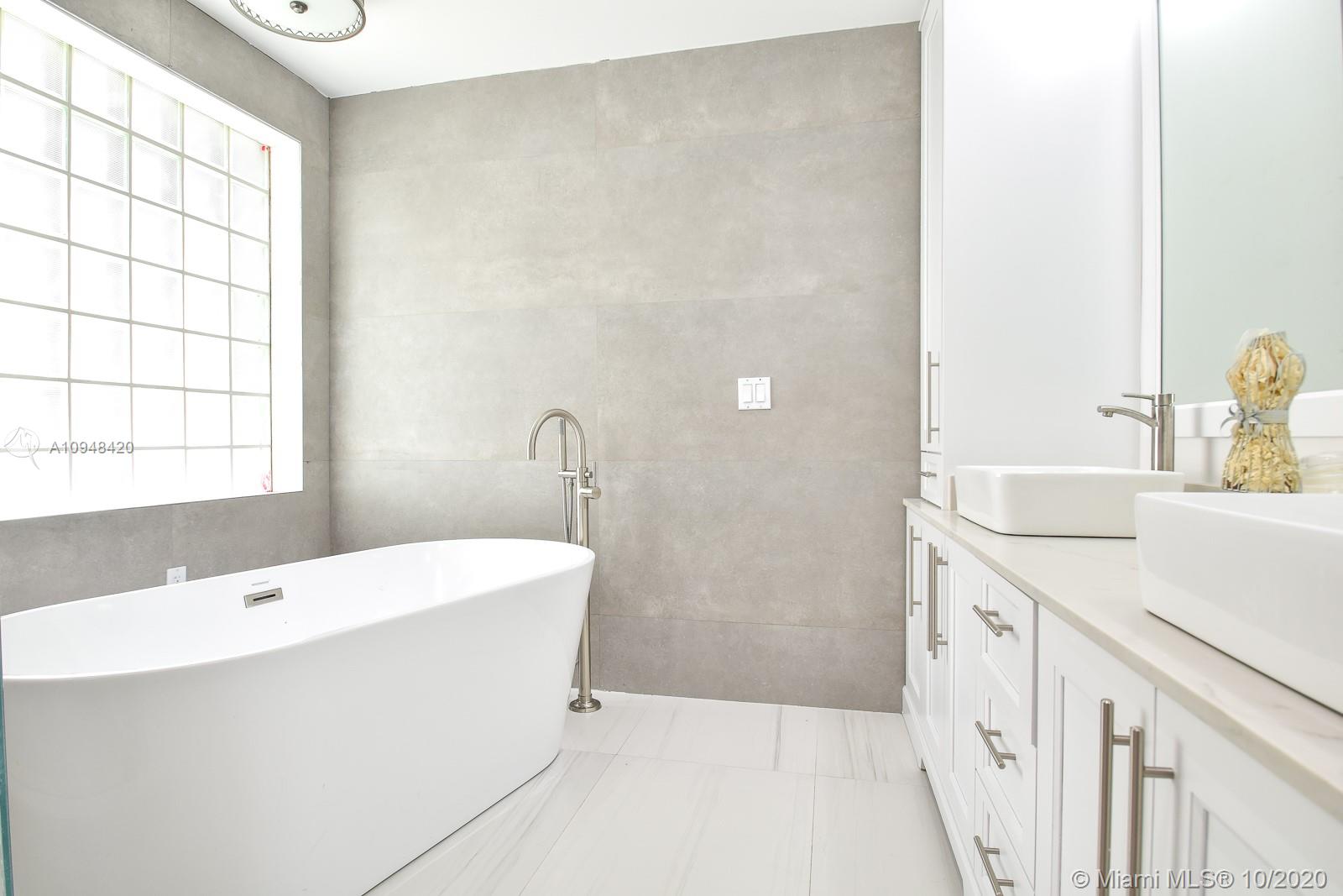 TOWNGATE - Residential