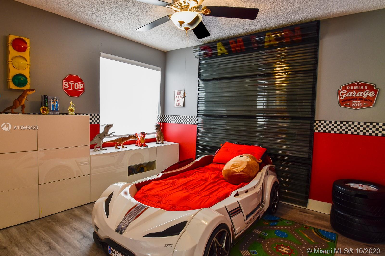 TOWNGATE - Residential