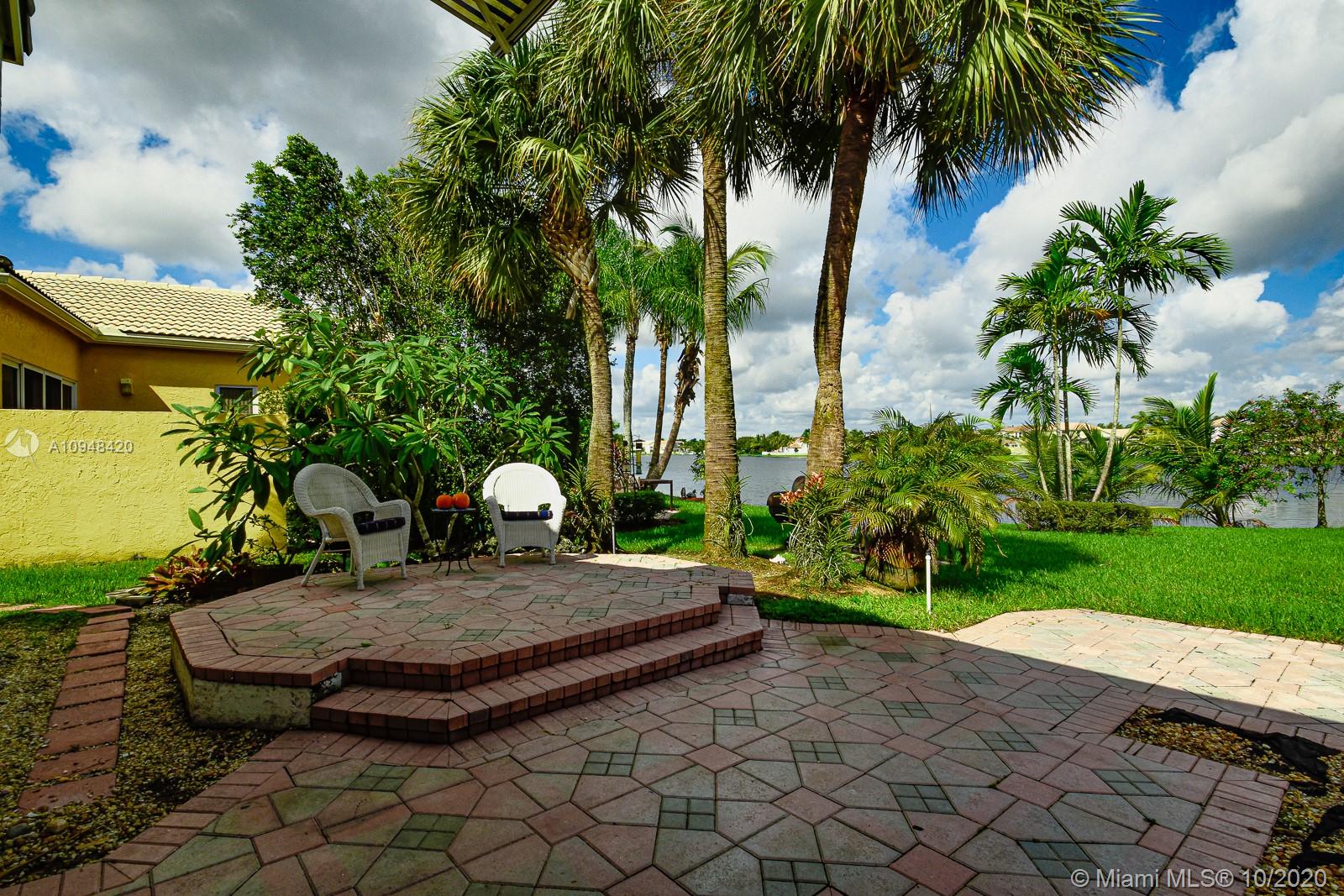 TOWNGATE - Residential