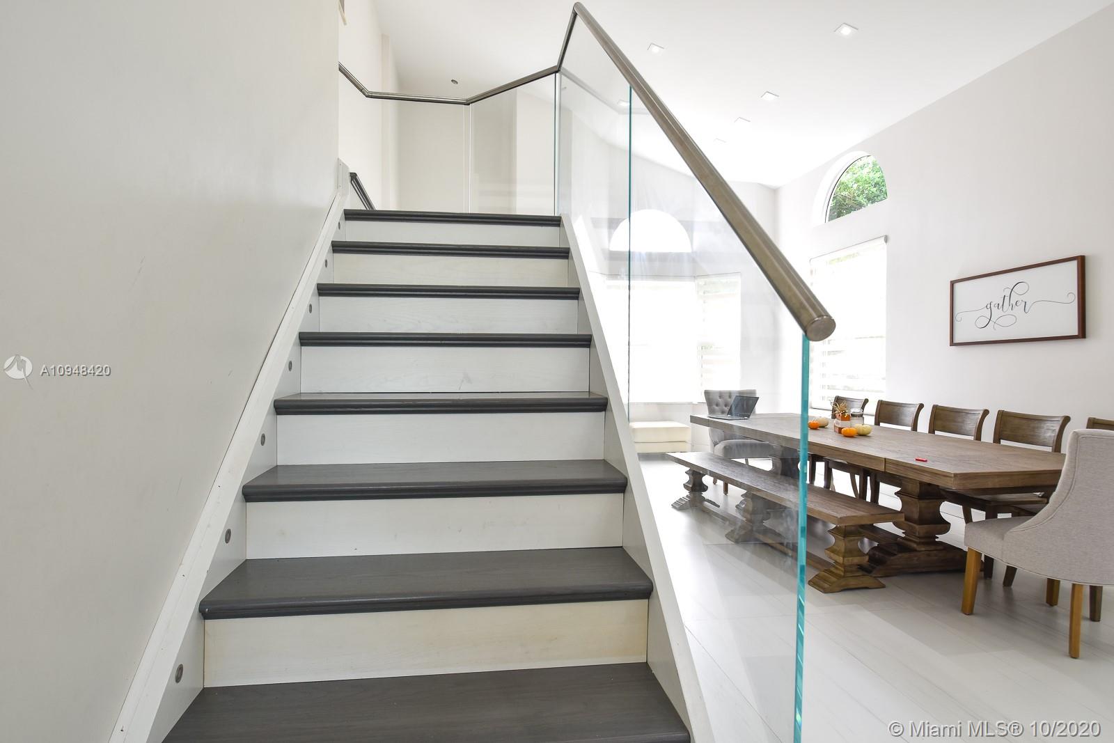 TOWNGATE - Residential