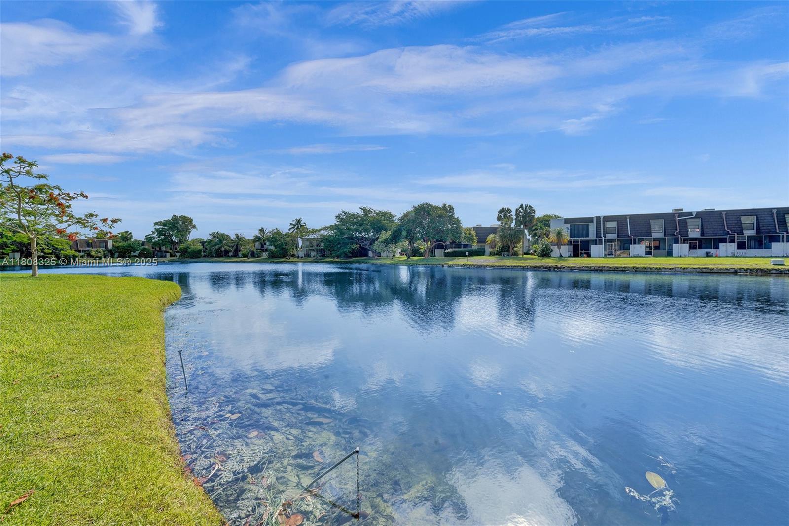 WESTVIEW CONDOMINIUM NO T - Residential