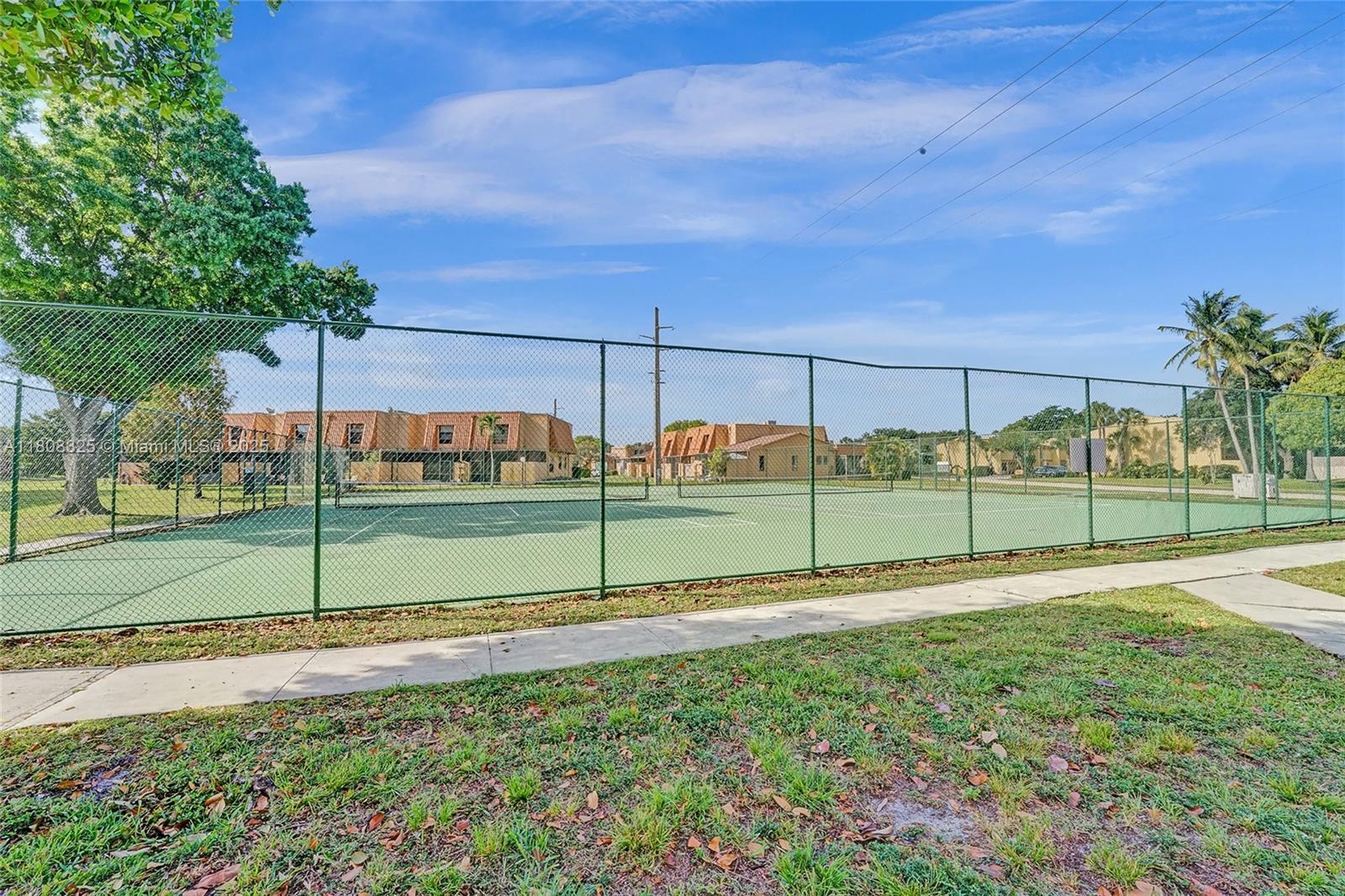 WESTVIEW CONDOMINIUM NO T - Residential