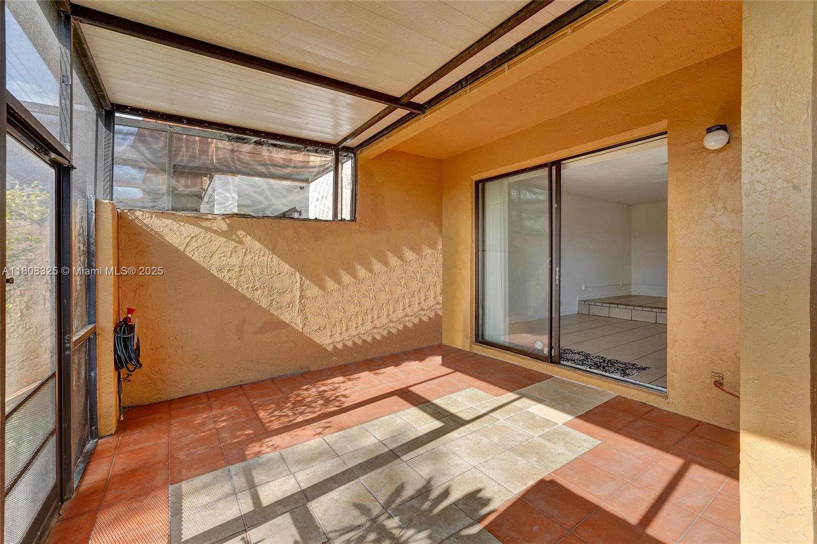 WESTVIEW CONDOMINIUM NO T - Residential