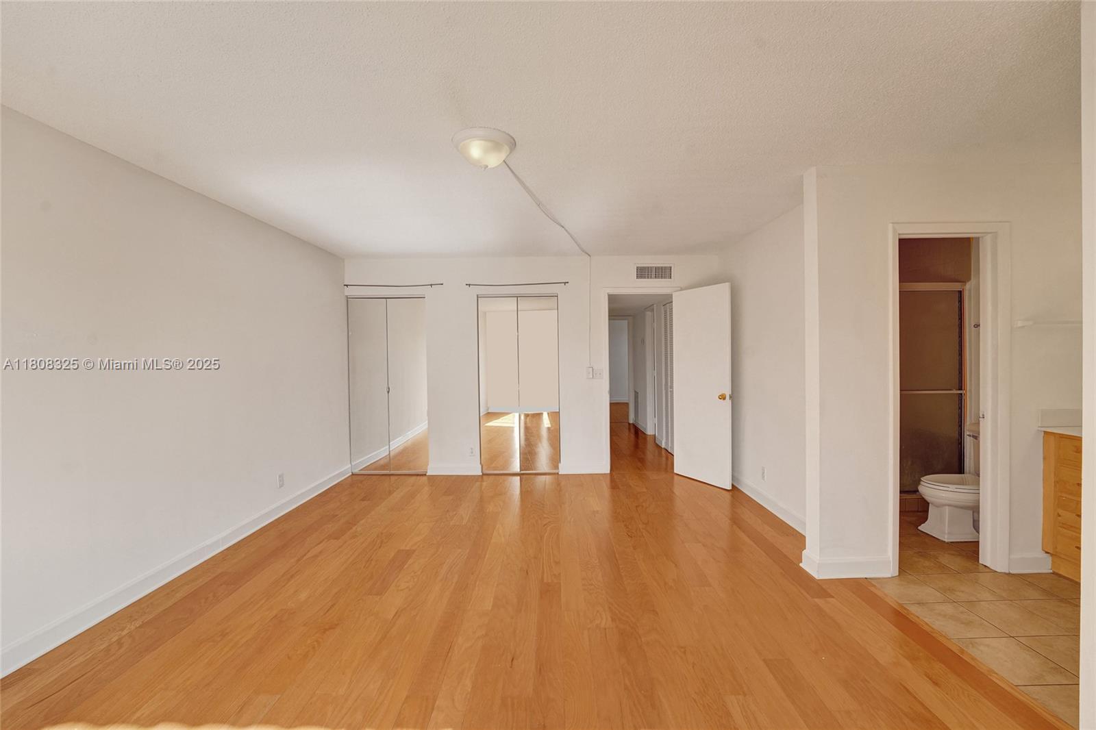 WESTVIEW CONDOMINIUM NO T - Residential