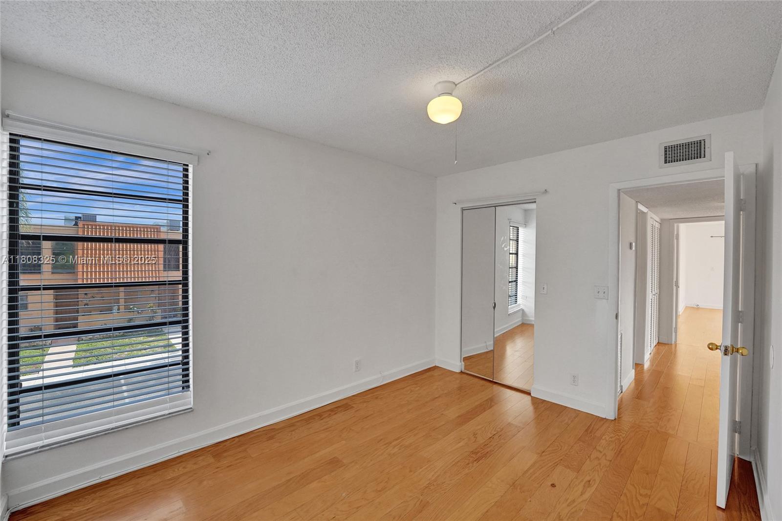 WESTVIEW CONDOMINIUM NO T - Residential