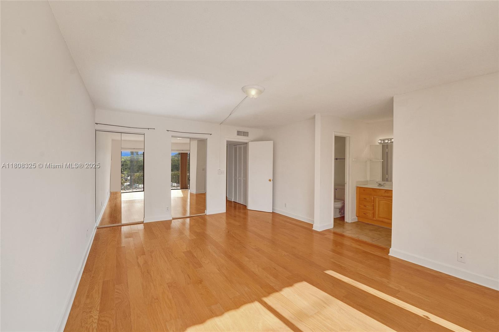 WESTVIEW CONDOMINIUM NO T - Residential