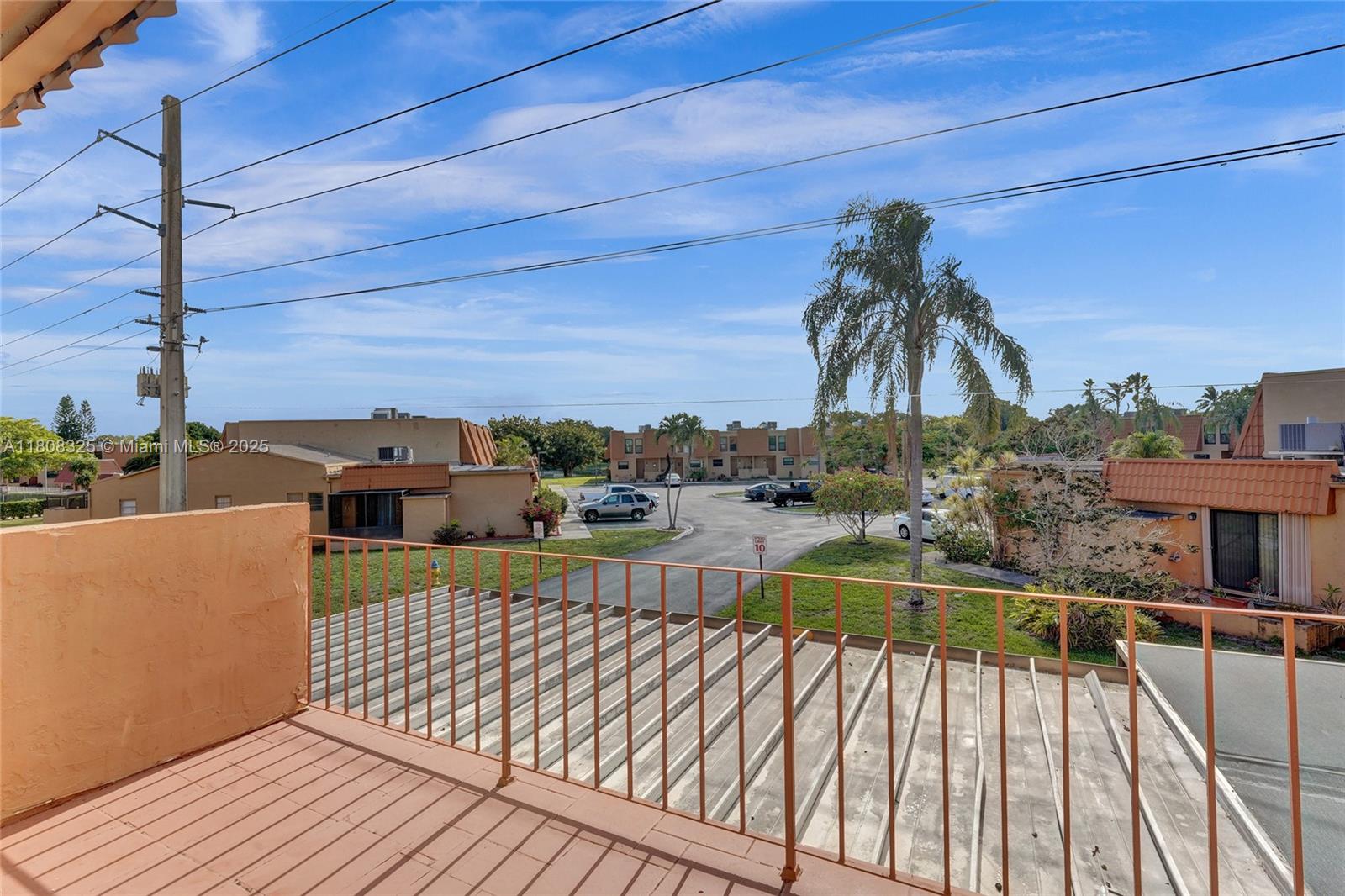 WESTVIEW CONDOMINIUM NO T - Residential