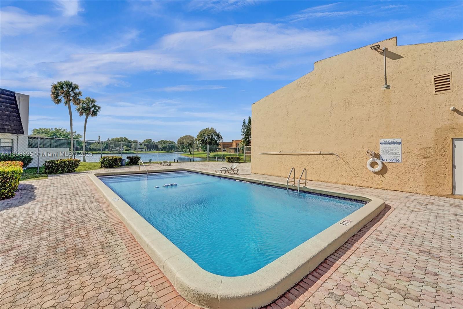 WESTVIEW CONDOMINIUM NO T - Residential