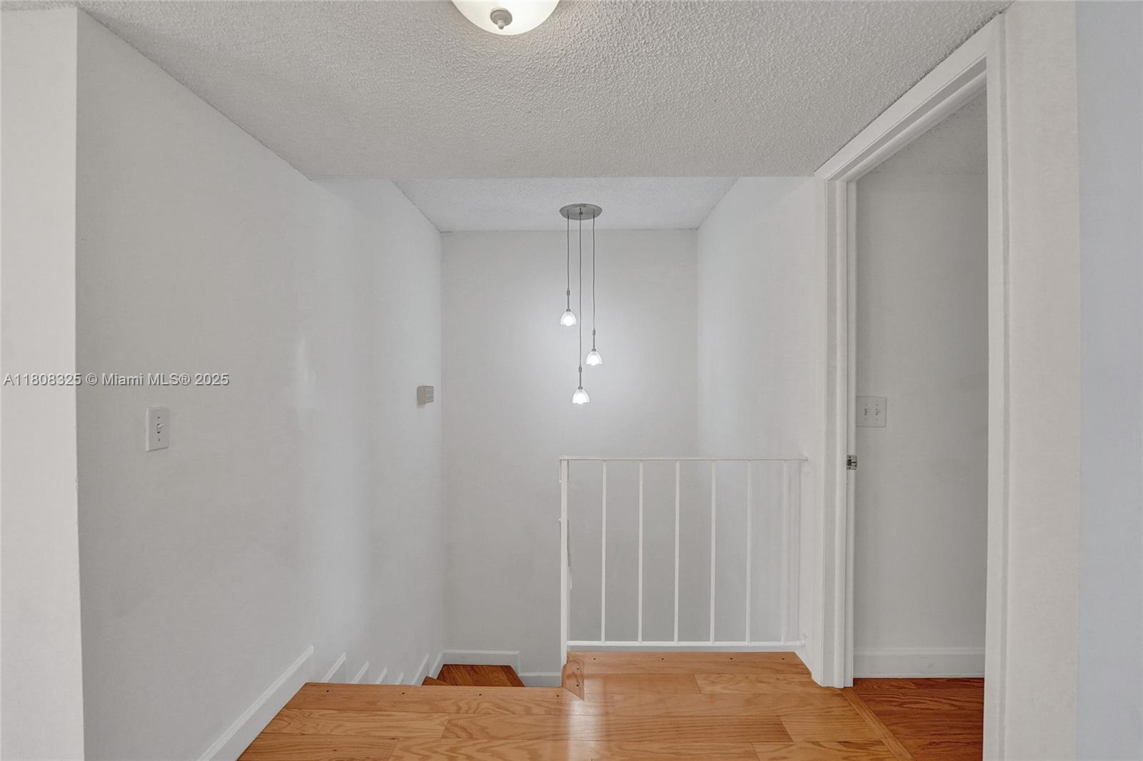 WESTVIEW CONDOMINIUM NO T - Residential