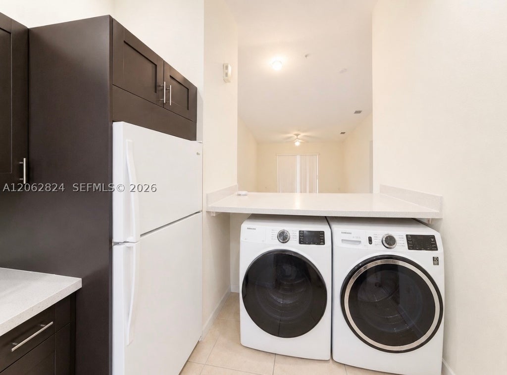 Photo of 3864 SW 48th Ave #3864, Hollywood, FL 33023 (MLS # A12062824)