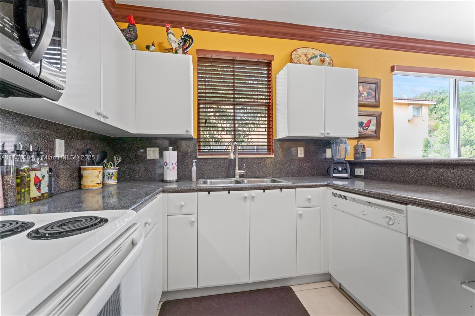 GRAND LAKES PHASE I - Residential