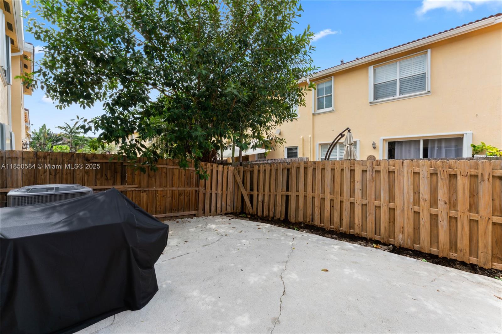 GRAND LAKES PHASE I - Residential