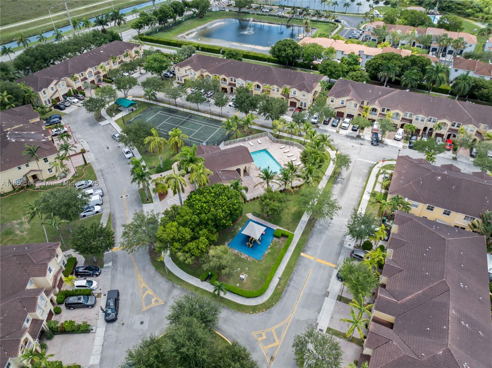 GRAND LAKES PHASE I - Residential