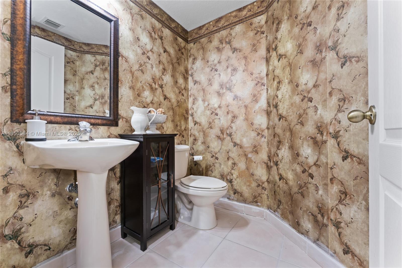 GRAND LAKES PHASE I - Residential