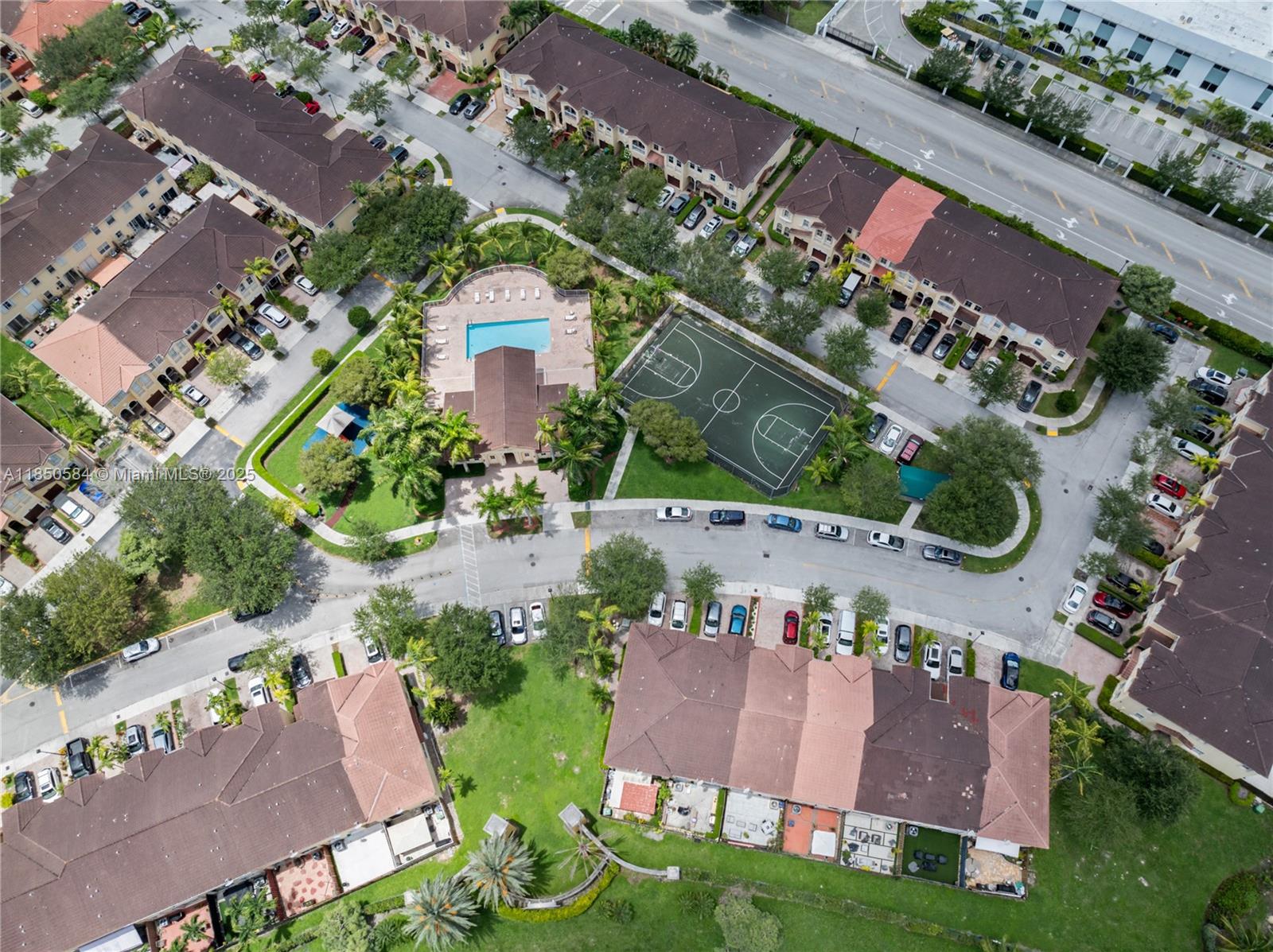 GRAND LAKES PHASE I - Residential