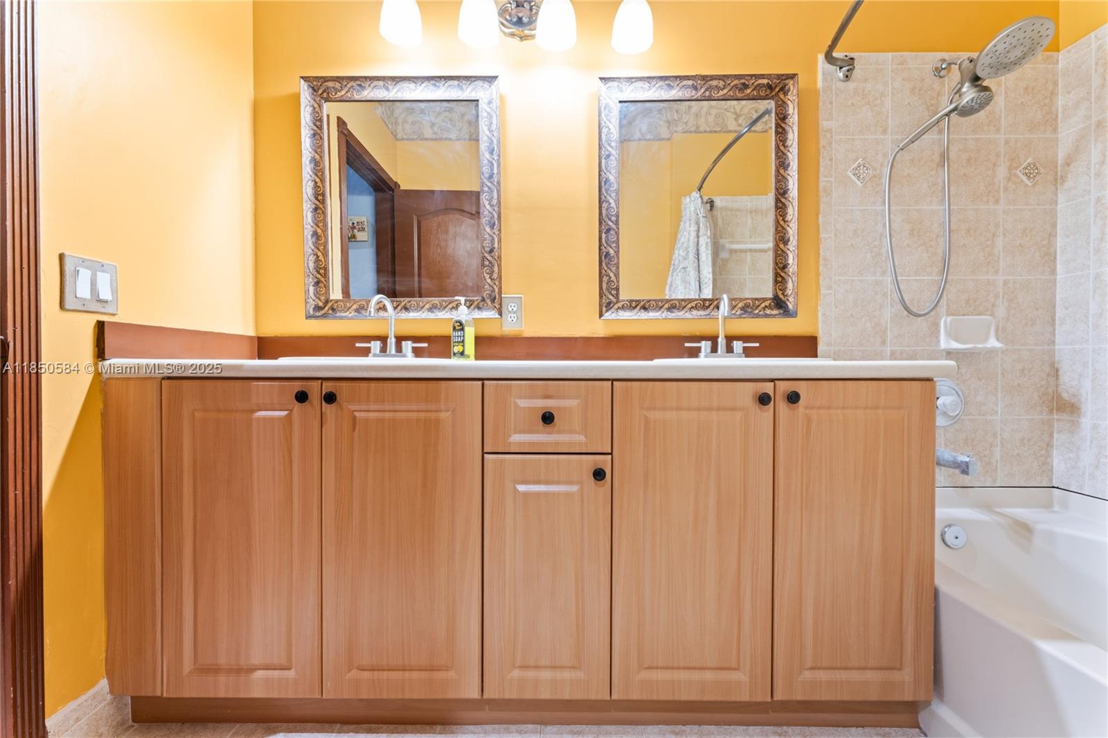 GRAND LAKES PHASE I - Residential