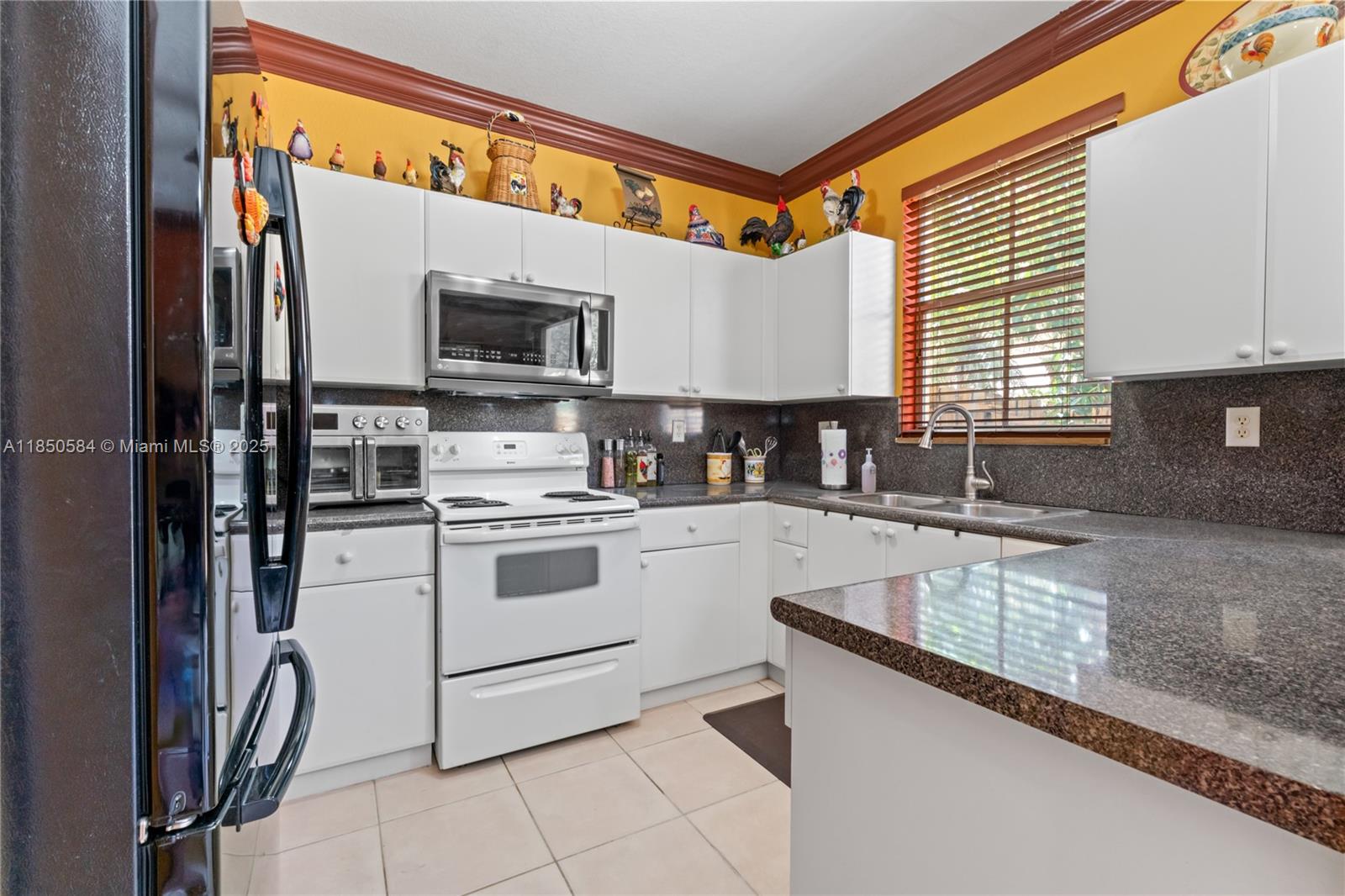 GRAND LAKES PHASE I - Residential