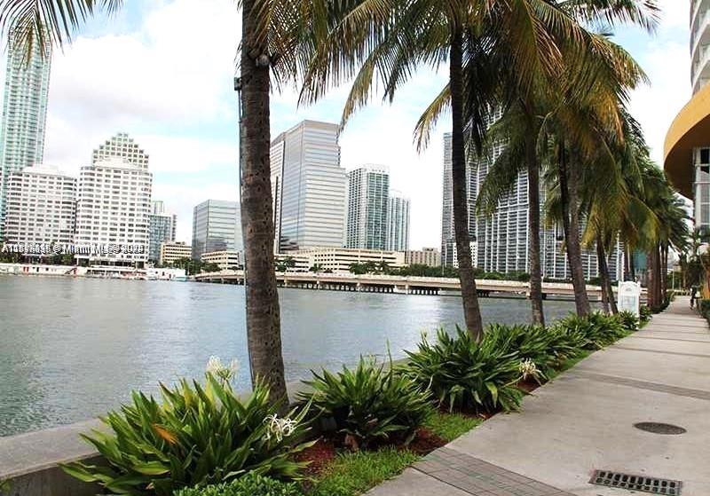 NINE AT MARY BRICKELL VIL - Residential