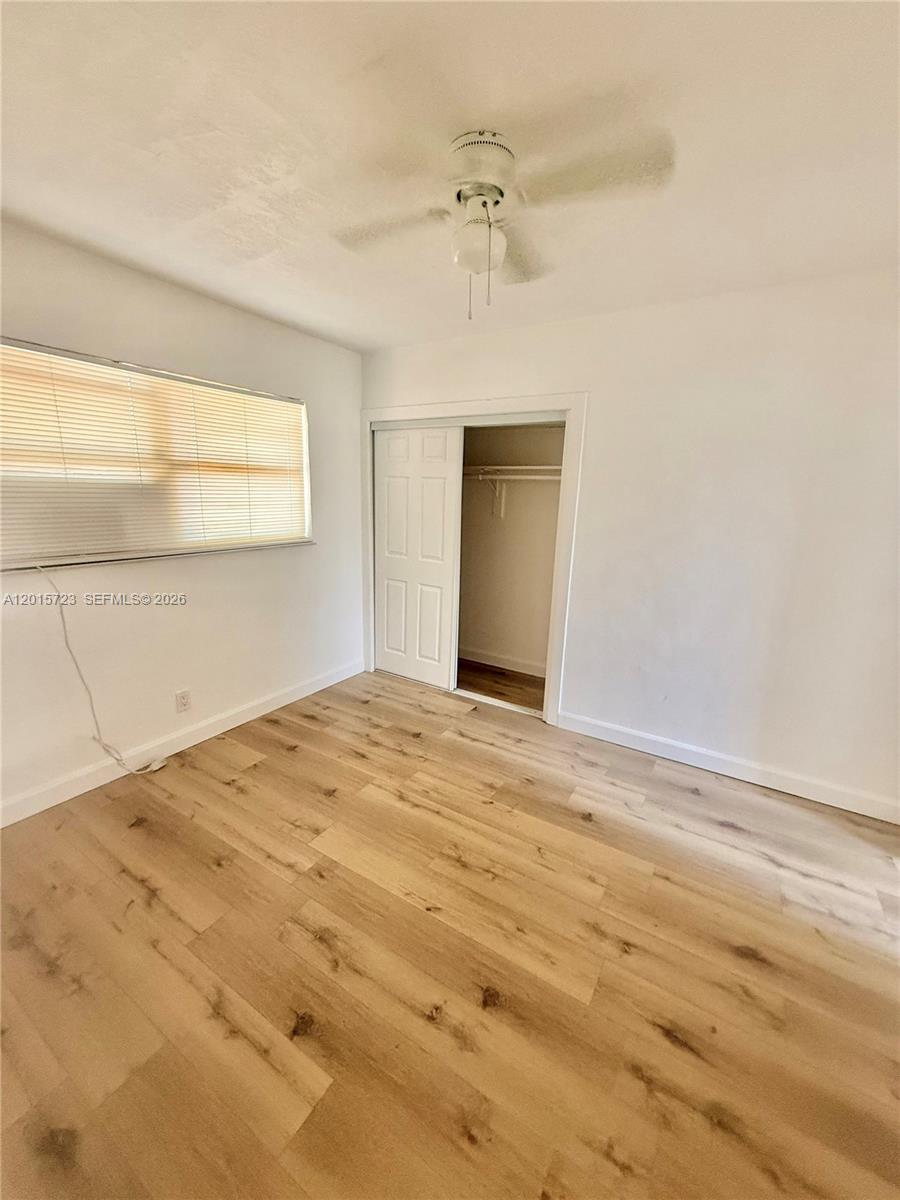 PARADISE MANOR - Residential Lease