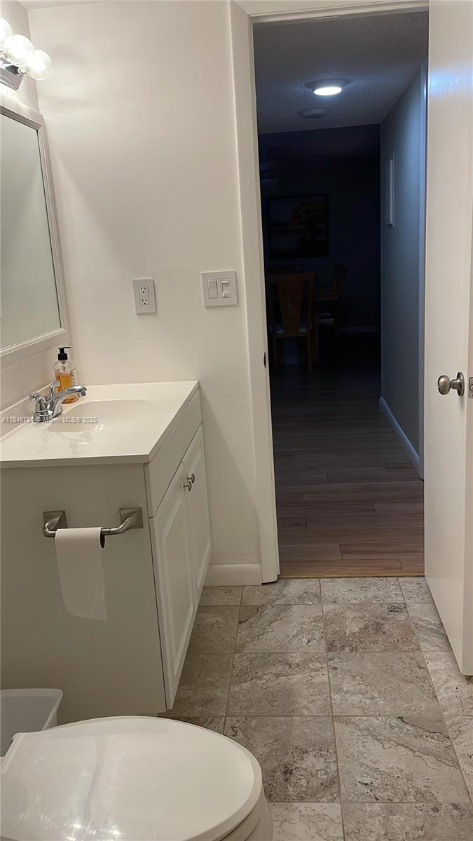 MEADOWBROOK LAKES VIEW CO - Residential