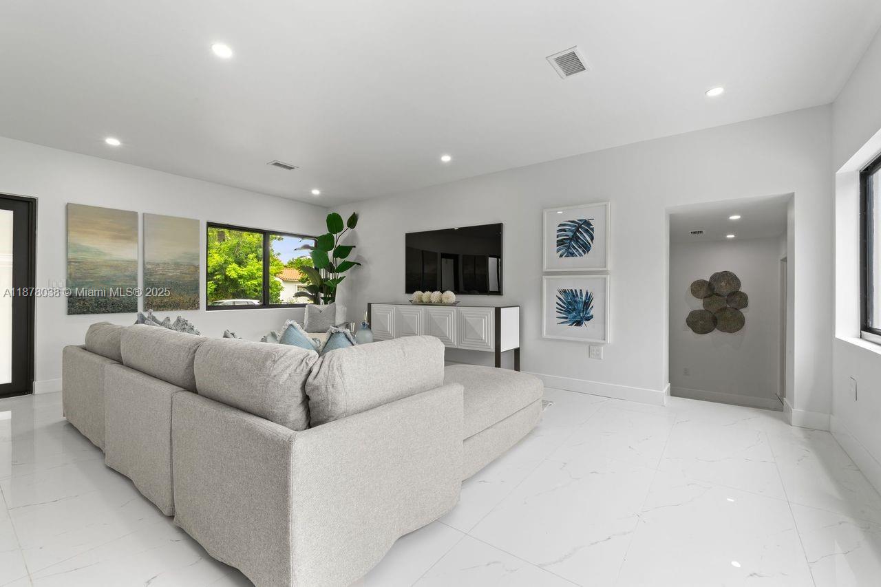 ATHENS - Residential