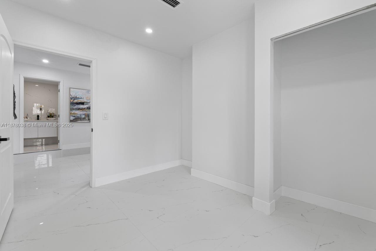 ATHENS - Residential