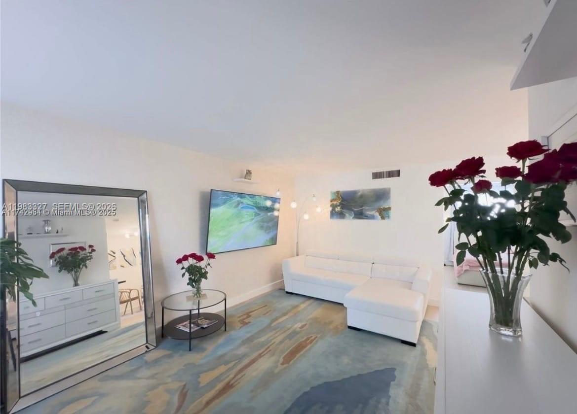 TROPICS CONDO - Residential Lease