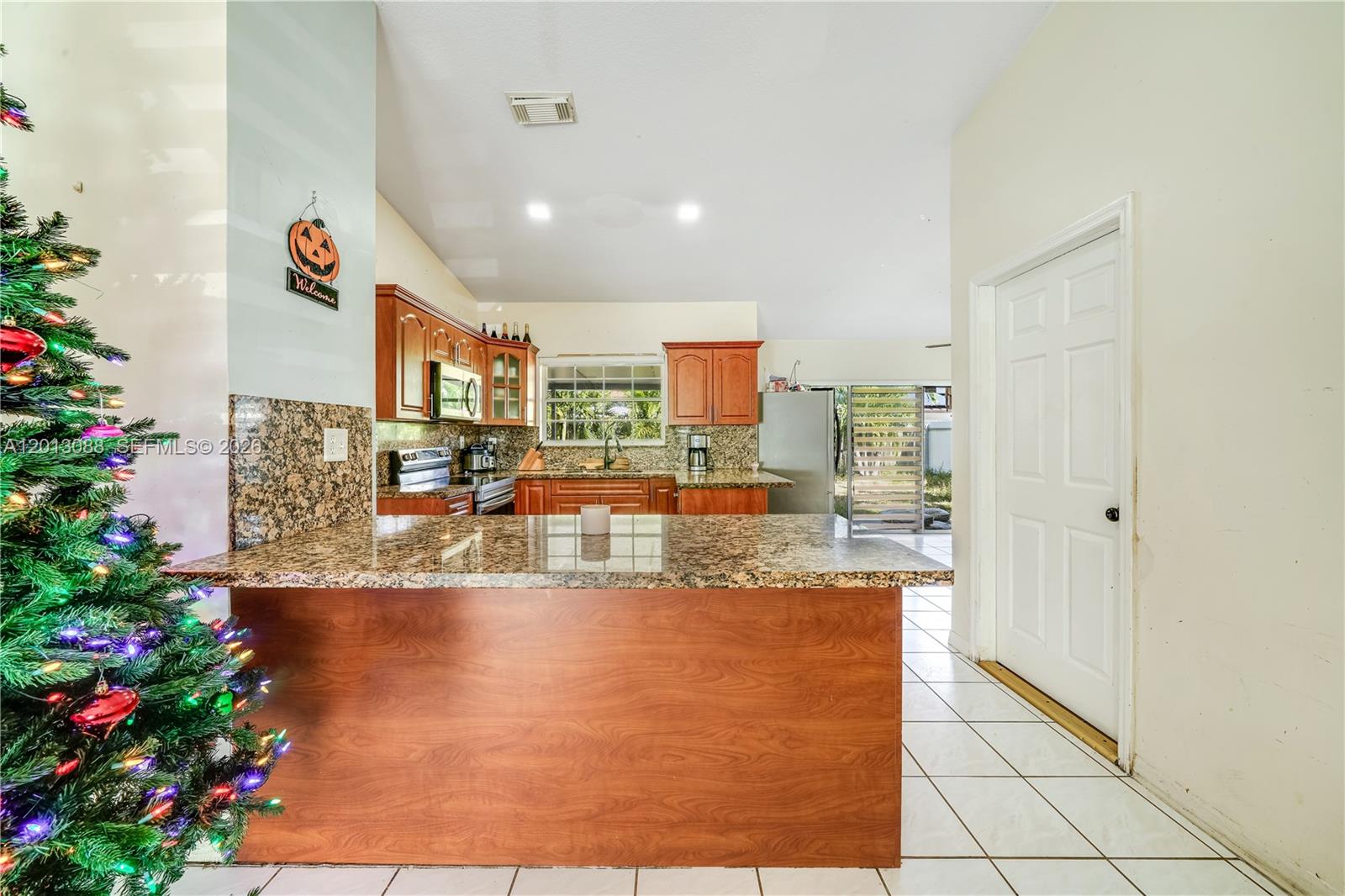 MAJESTIC HOMES - Residential