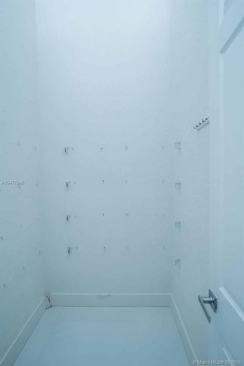 CUTLER CAY - Residential