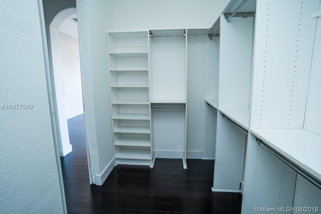 CUTLER CAY - Residential