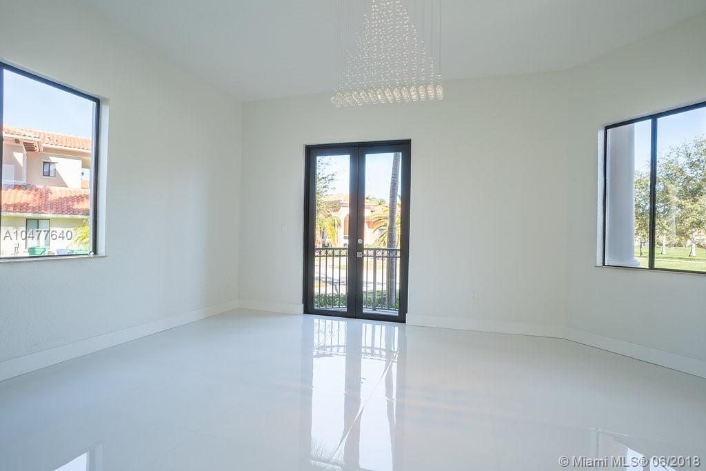 CUTLER CAY - Residential