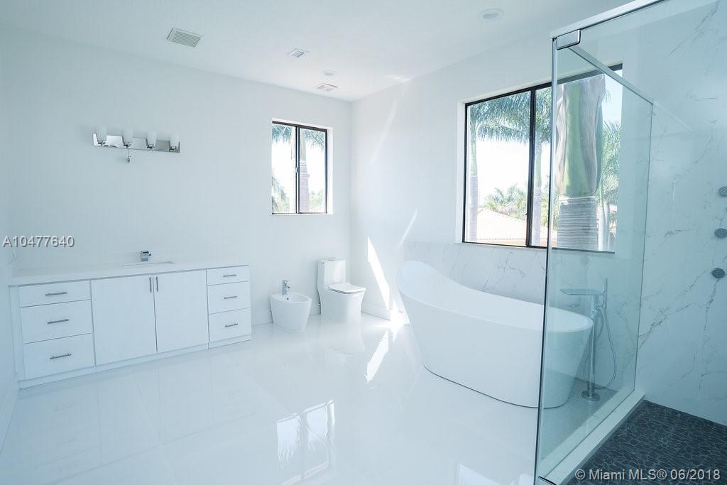 CUTLER CAY - Residential