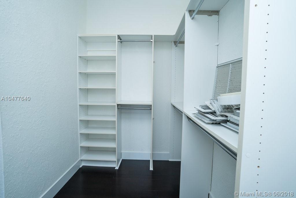 CUTLER CAY - Residential