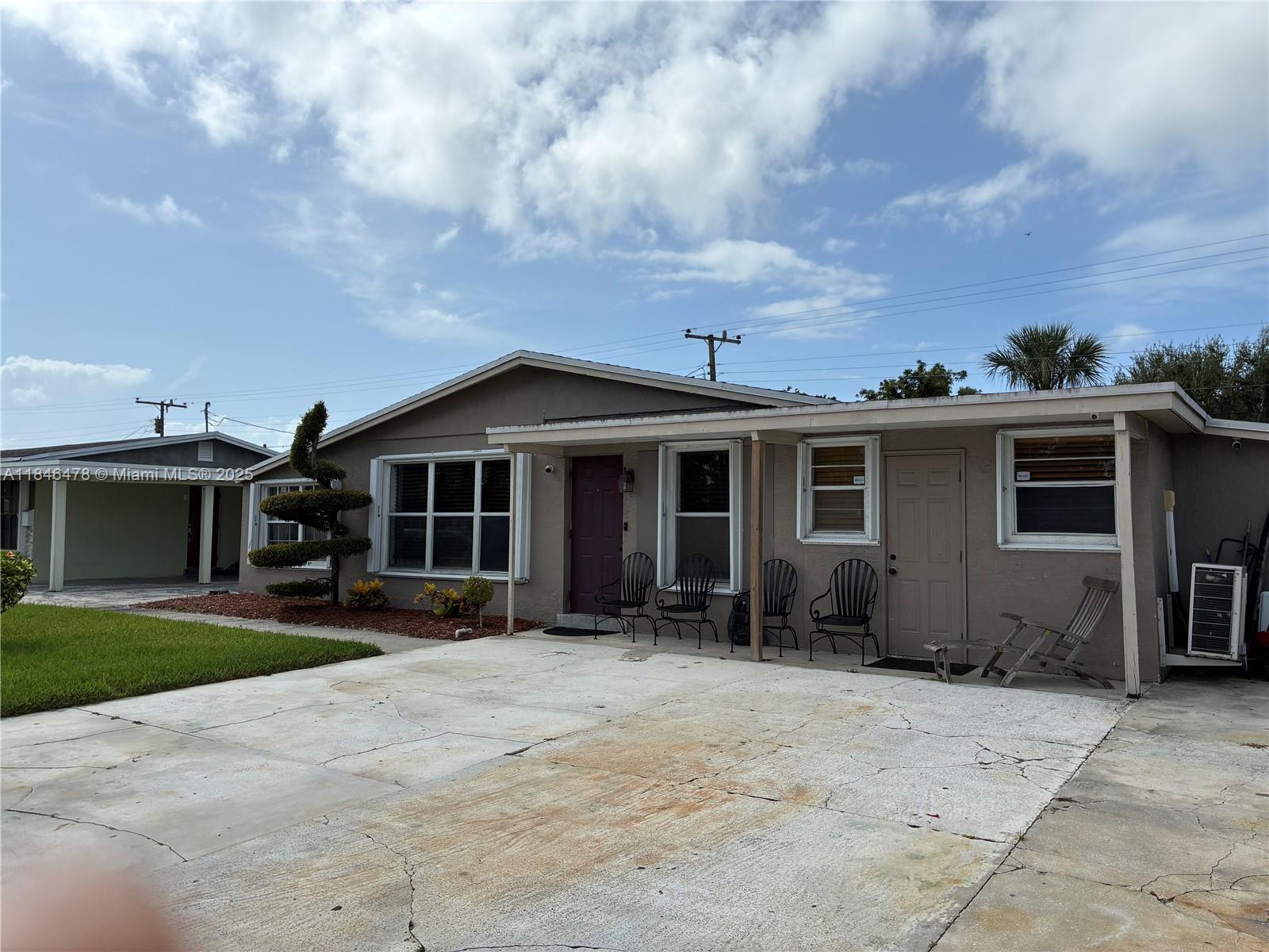 740 NW 17th St, Pompano Beach, FL, 33060/$360,000 1 740 NW 17th St