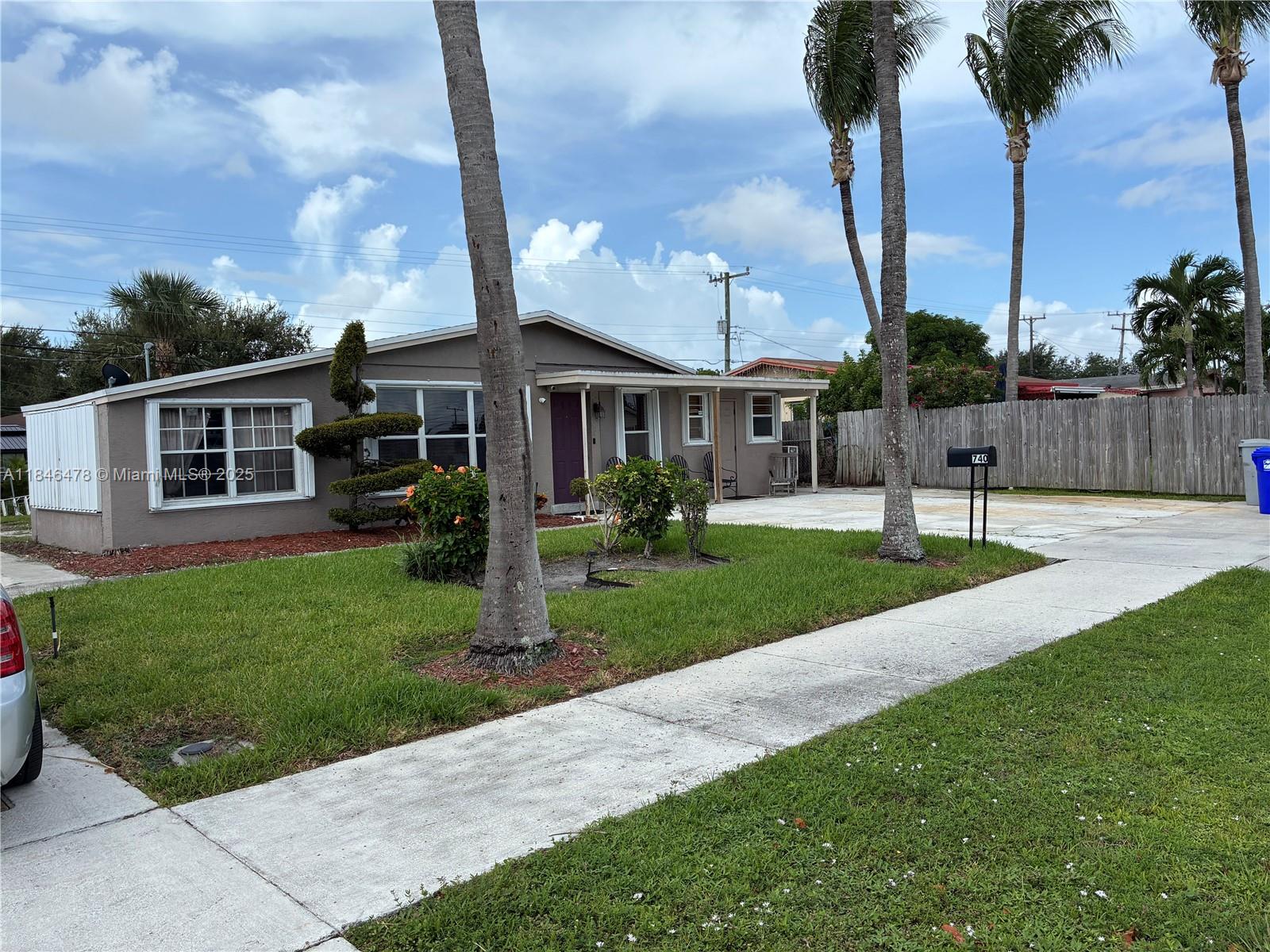 740 NW 17th St, Pompano Beach, FL, 33060/$360,000 3 740 NW 17th St
