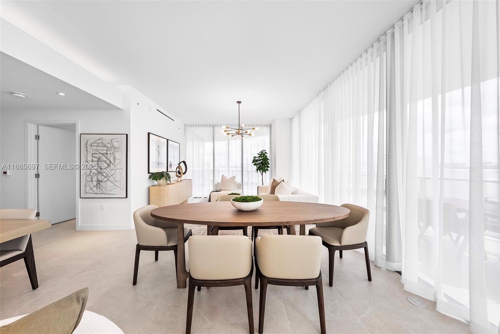 FIVE PARK - Residential