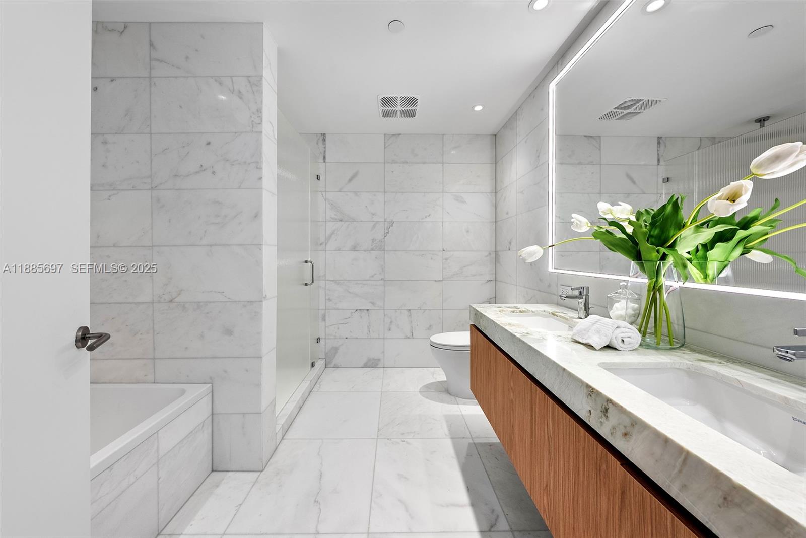 FIVE PARK - Residential