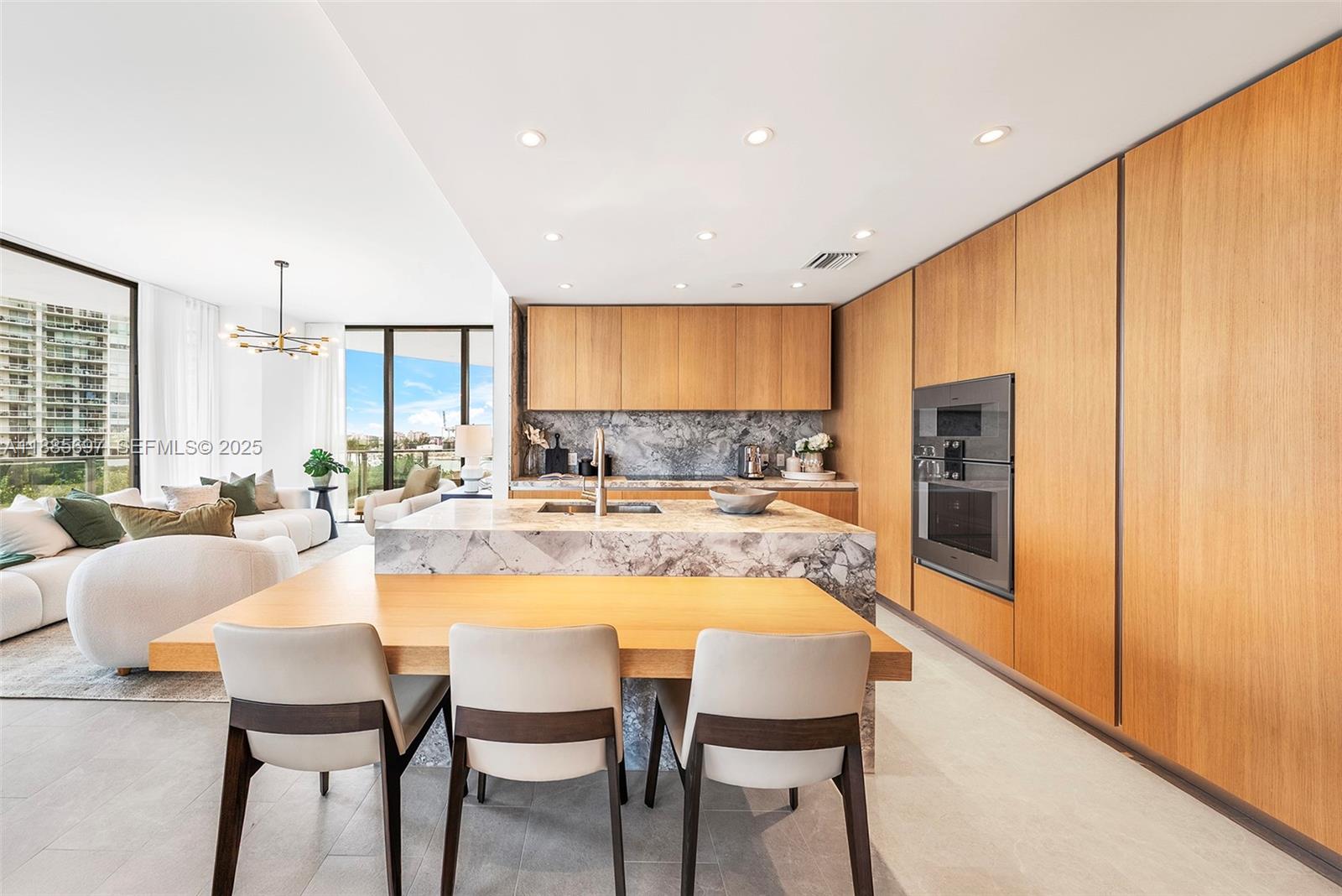 FIVE PARK - Residential