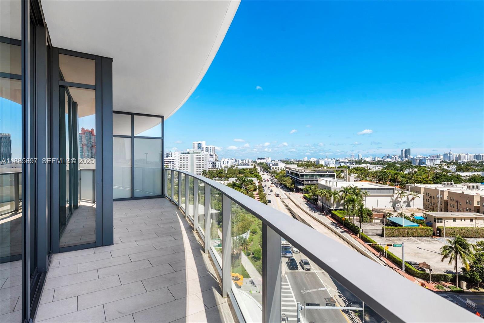 FIVE PARK - Residential