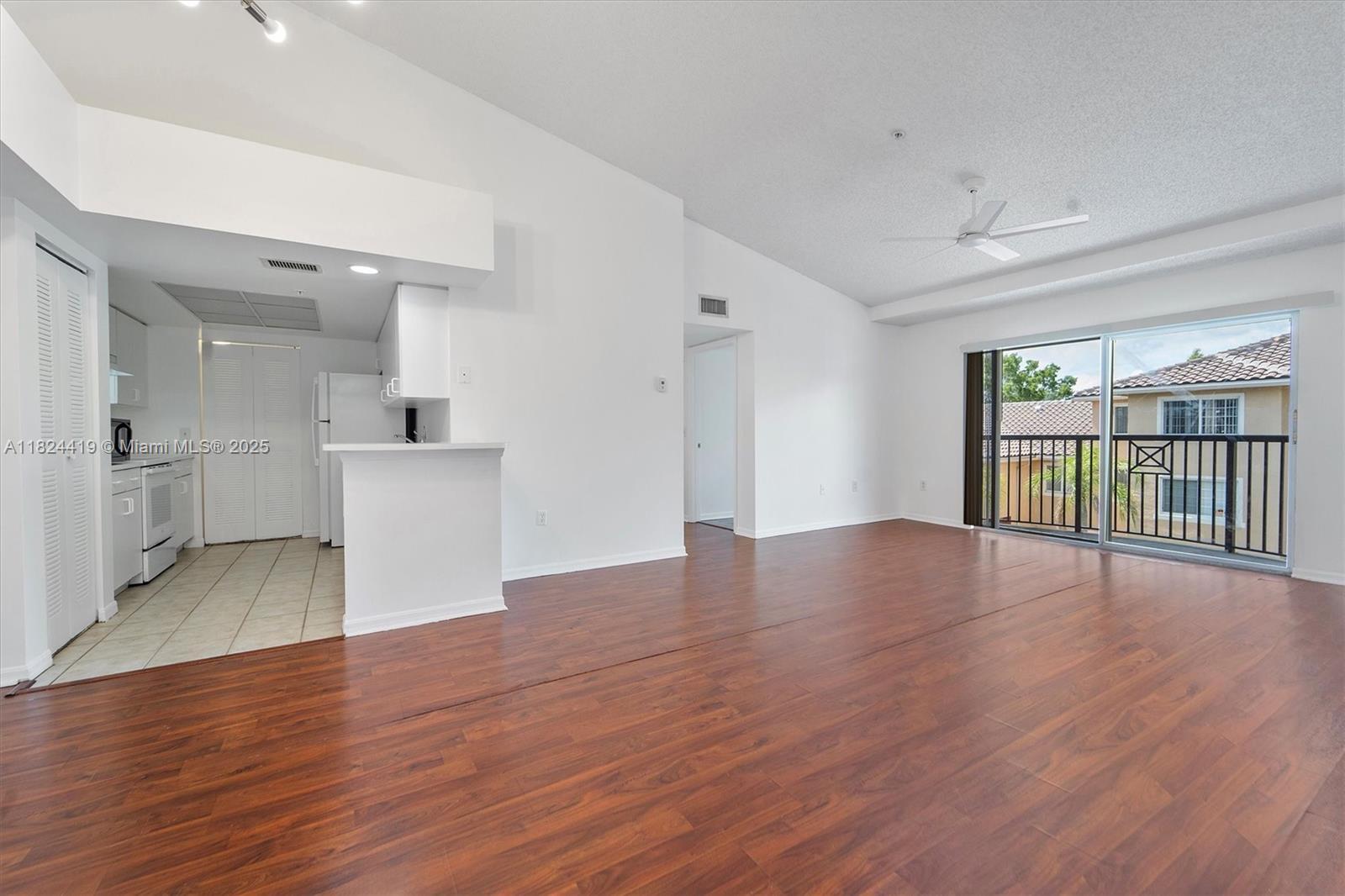 4183 N Haverhill Rd 710, West Palm Beach, FL, 33417/$195,000 1 4183 N Haverhill Rd 710