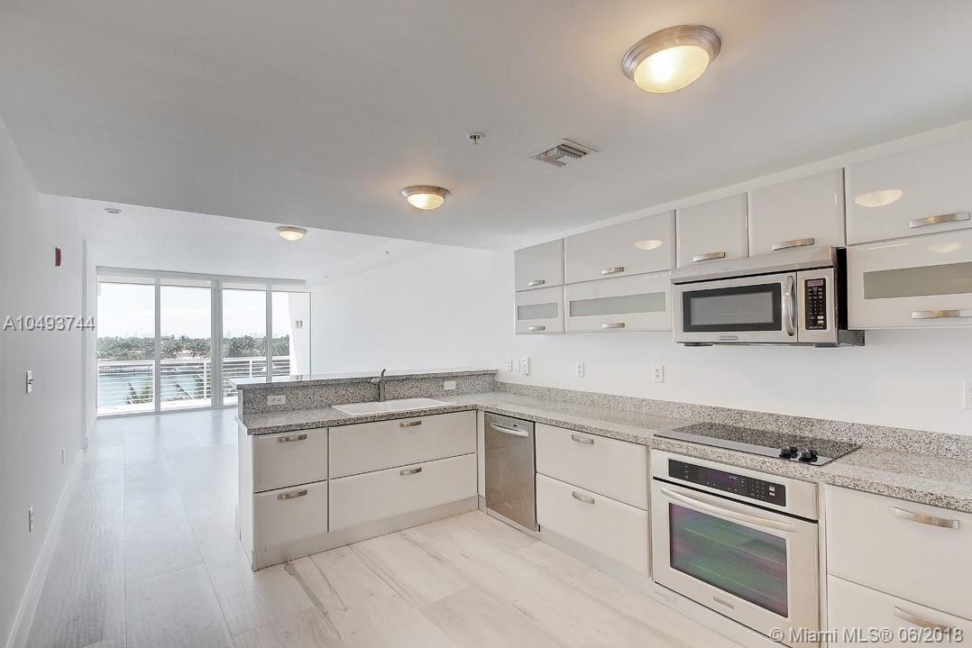 REGATTA AT INDIAN CREEK CO - Residential Lease