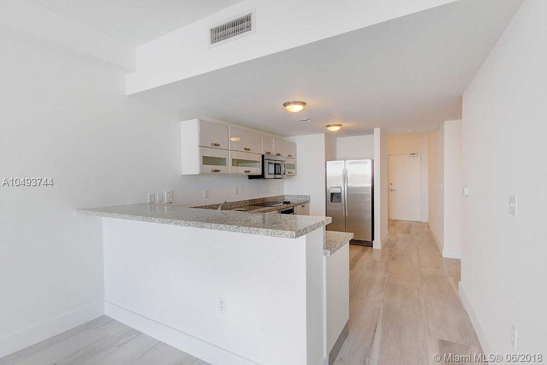 REGATTA AT INDIAN CREEK CO - Residential Lease