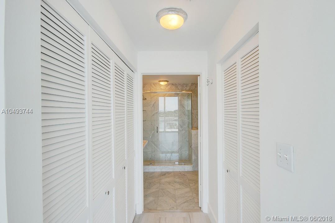 REGATTA AT INDIAN CREEK CO - Residential Lease