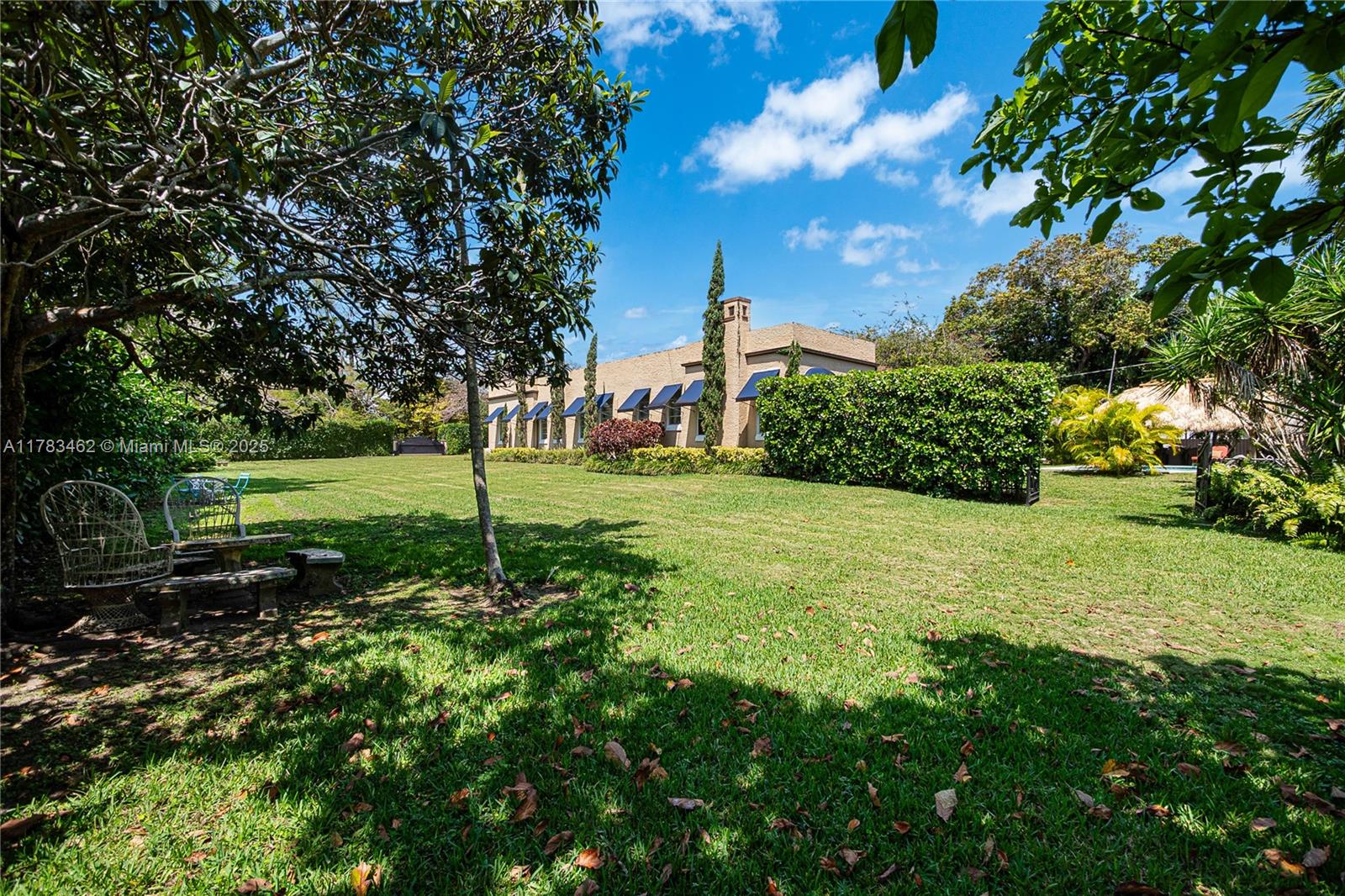 BISCAYNE HEIGHTS - Residential