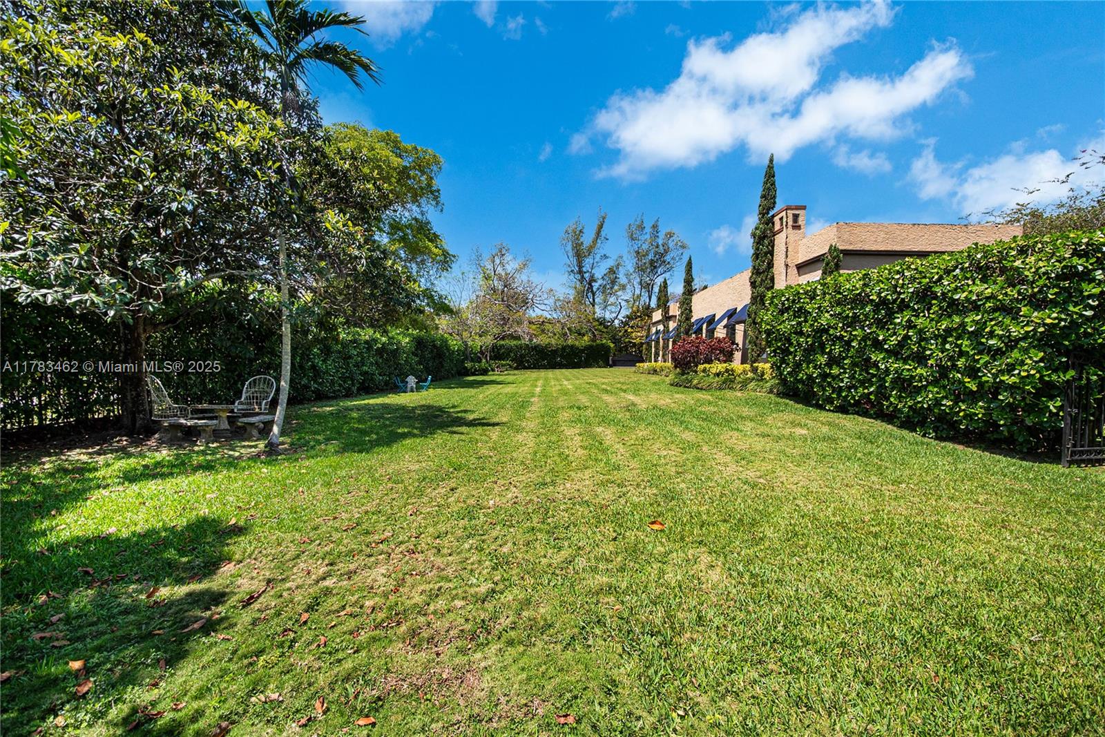 BISCAYNE HEIGHTS - Residential