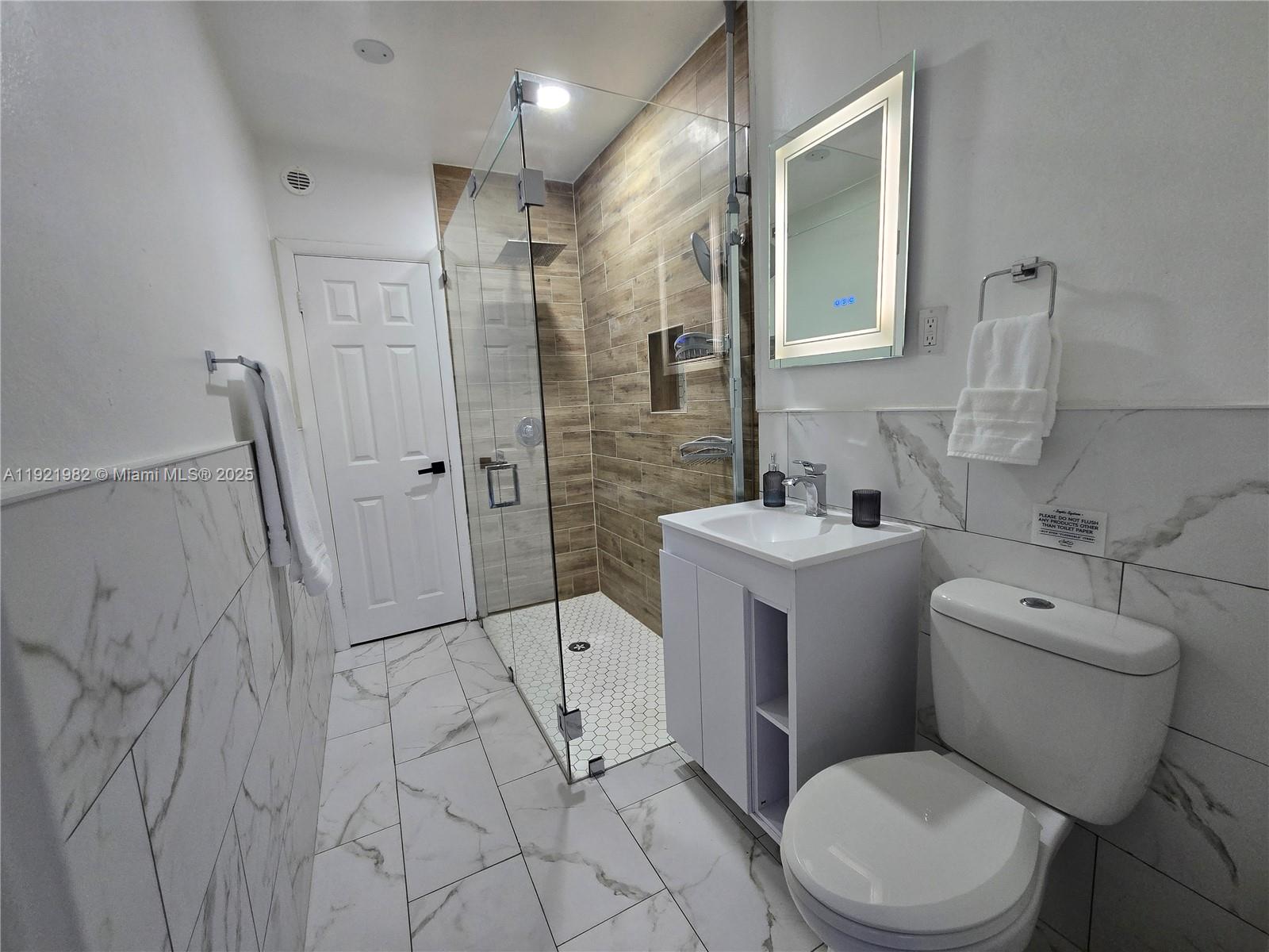 DRIFTWOOD PLAZA - Residential