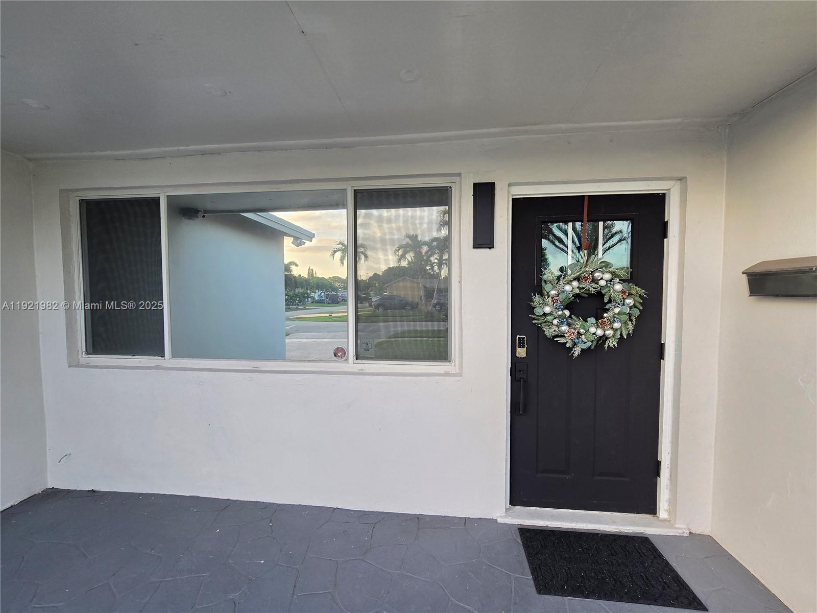 DRIFTWOOD PLAZA - Residential